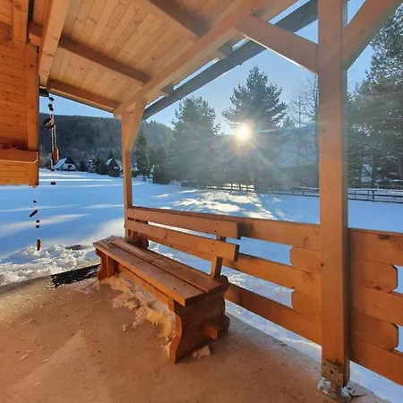 בקתה Planinska Brvnara *