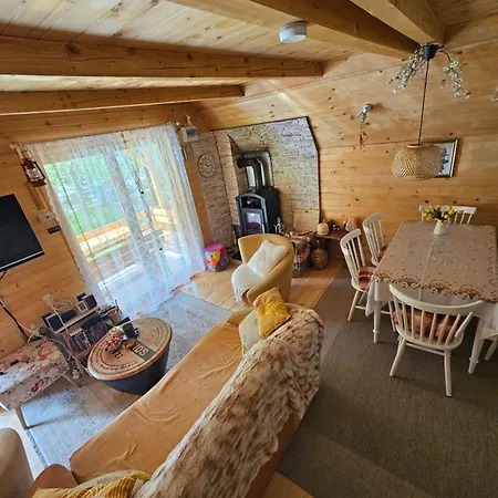 Planinska Brvnara Chalet